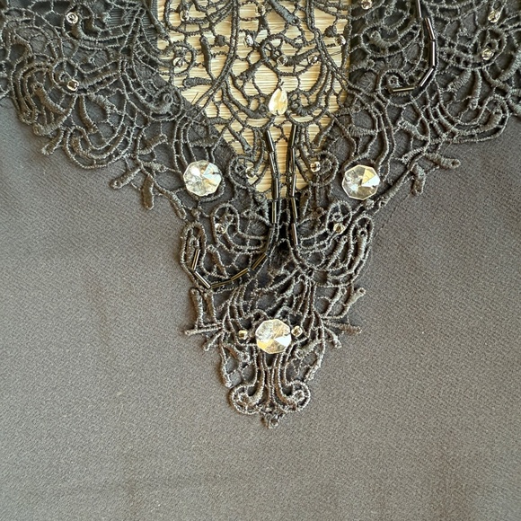 Stunning Black High Neck Lace Open Back Top - Picture 6 of 9